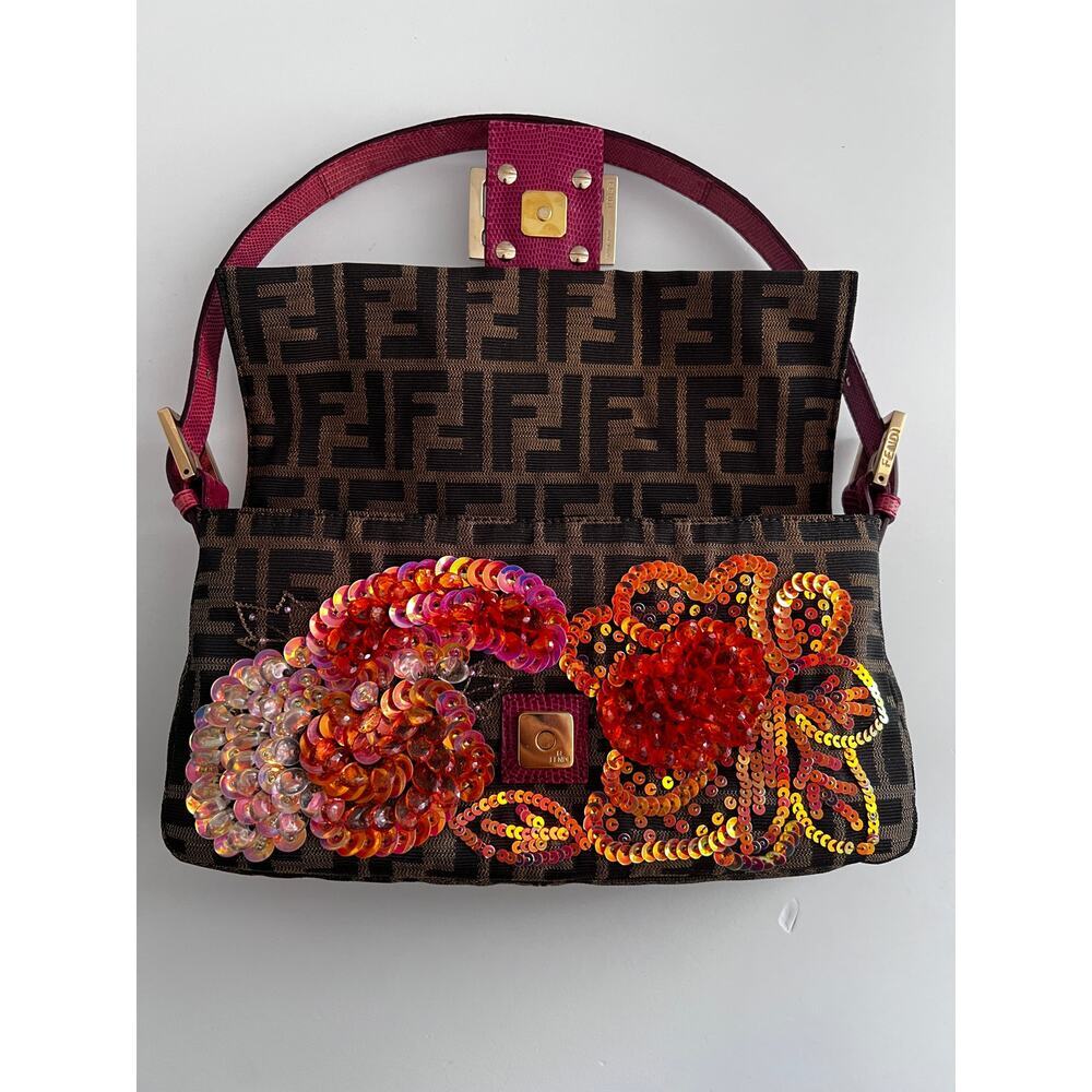 Vintage Fendi embroidered zucca baguette 2004 - Picture 5 of 8